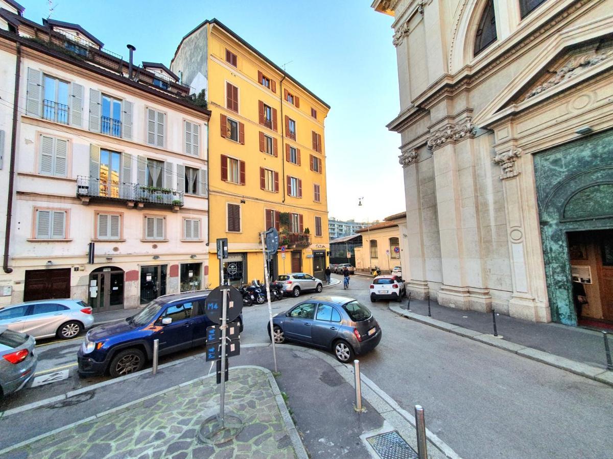 Heart Milan Apartments Duomo Colonne Exterior foto